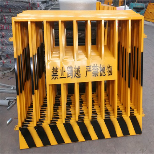 基坑護(hù)欄 工地基坑護(hù)欄 建筑基坑防護(hù)欄