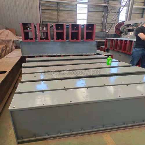 礦渣刮板輸送機 螺旋輸送機 斗式提升機定制廠家