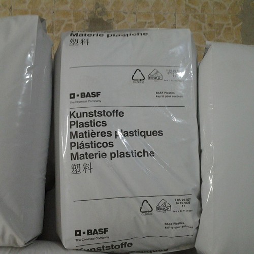 玻纖增強阻燃 PBT  B4406G4