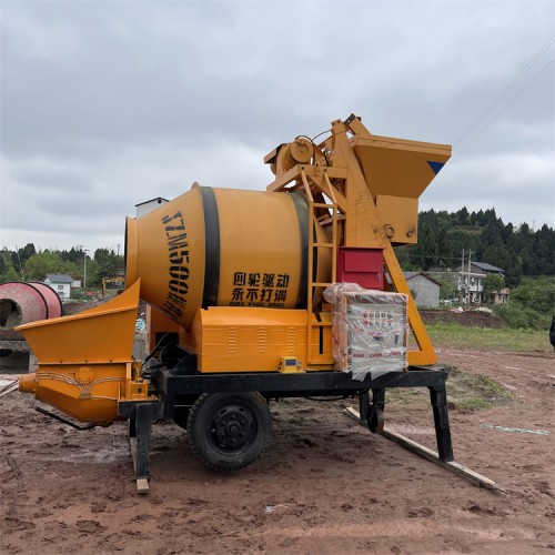混凝土輸送泵價格 二次構(gòu)造柱泵