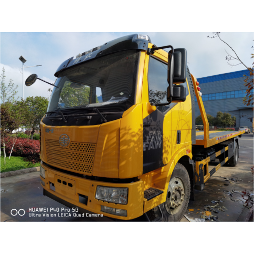 解放10噸大板清障車