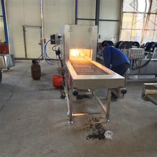 豬蹄子燒毛機  豬肘子噴毛機  燒豬皮毛機器  義康牌