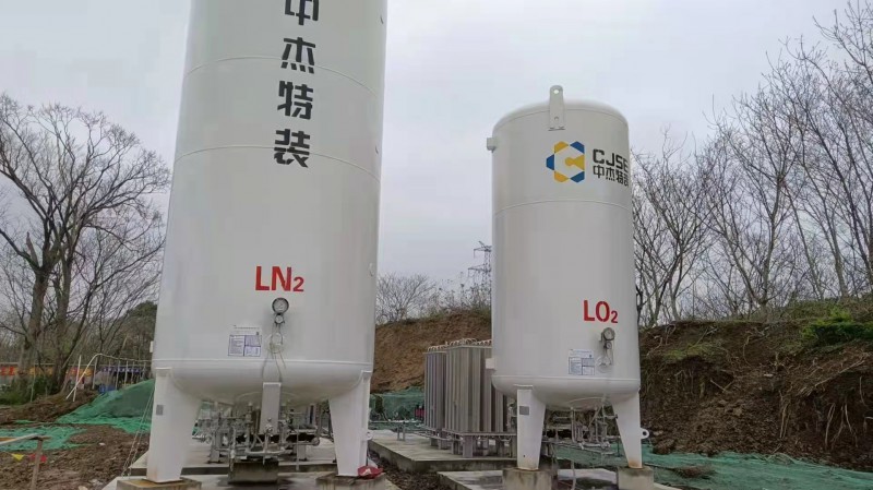 15立方液氮儲(chǔ)罐33