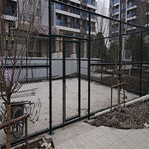 羽毛球場圍欄網(wǎng) 2m高球場防護(hù)網(wǎng)