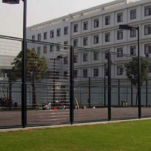 體育館球場圍欄網(wǎng) 380絲包塑勾花網(wǎng)