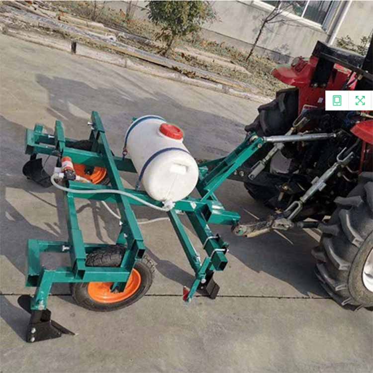 四輪懸掛覆膜機