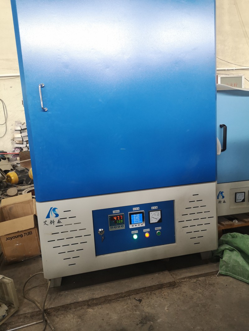 高溫?zé)犸L(fēng)循環(huán)爐 (3)