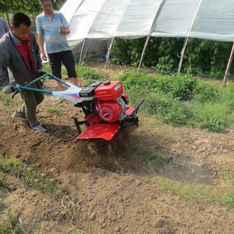 小型微耕機(jī)