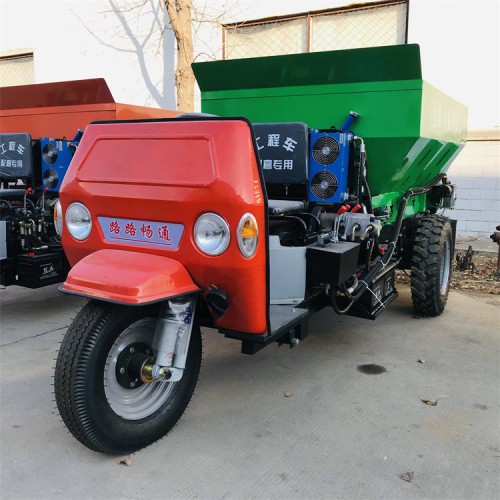 加厚三輪撒糞車 1.5方2方農田撒肥車 干濕糞便多功能撒糞機