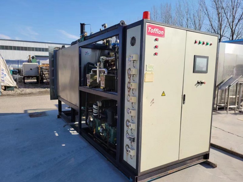 東富龍5平方凍干機 (1)