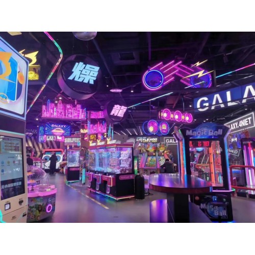 動(dòng)漫游戲機(jī)