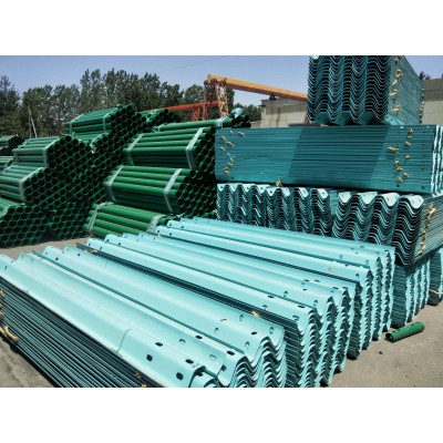 gr-c-4e波形護(hù)欄多少錢(qián)一個(gè)米