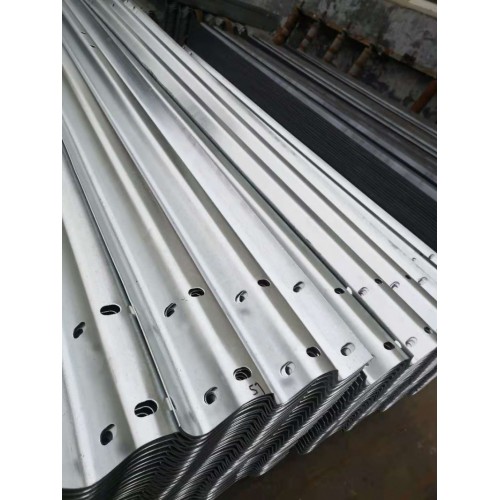 三波國標護欄板多少錢