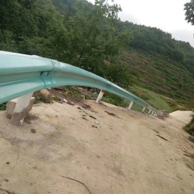 鄉村公路波形護欄板