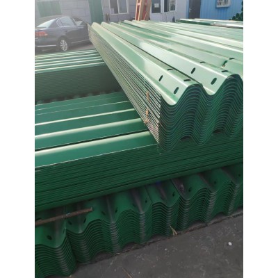 波形護欄廠家  山東波形護欄