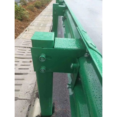 鄉(xiāng)村國道防撞護欄