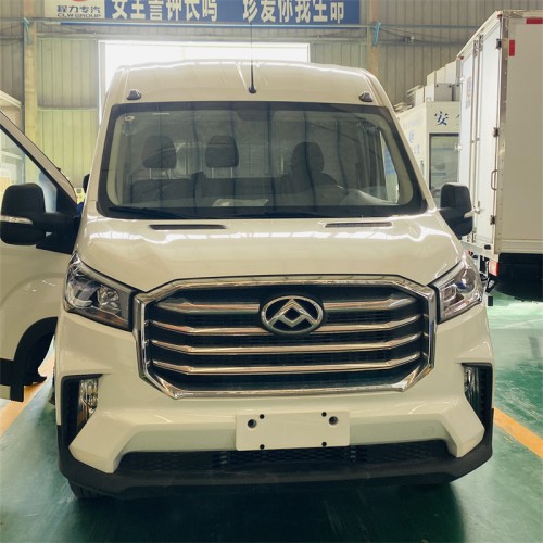 國(guó)六上汽大通V90面包柴油冷藏車(chē)