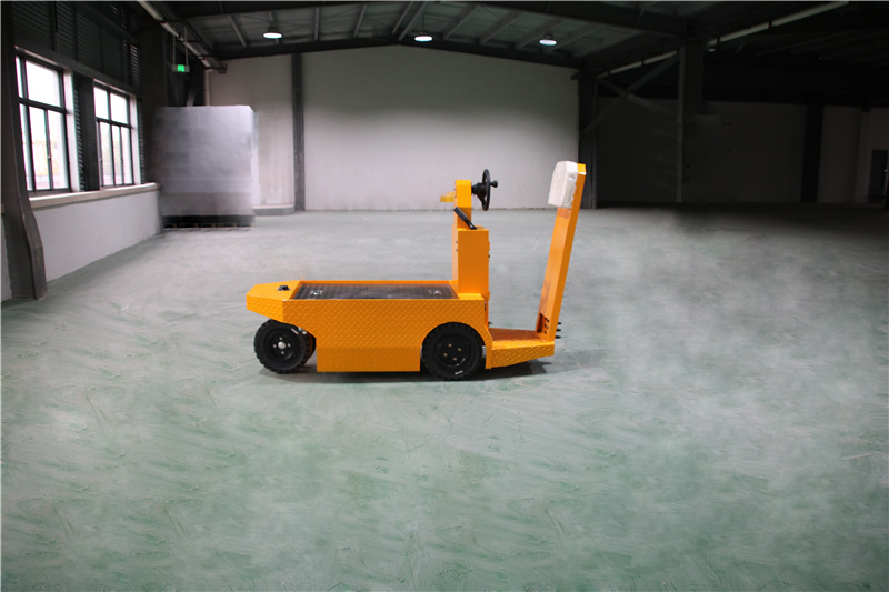 2小型搬運(yùn)車