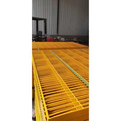 熱鍍鋅鴿棚地網鴿舍漏便養殖網噴漆地網扁鐵地網養殖踏步底網廠家