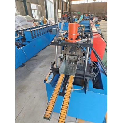 全自動21柜C型材生產線安裝梁生產設備