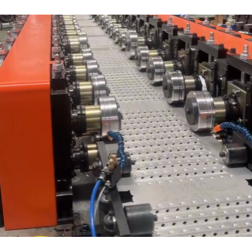 不銹鋼地溝蓋板生產(chǎn)線(xiàn)地溝篦子生產(chǎn)設(shè)備廠家