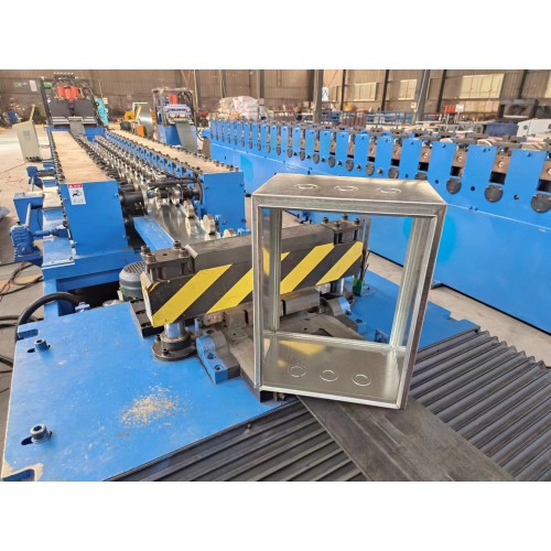 新型消防箱 消防箱生產(chǎn)設備