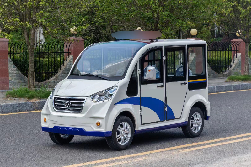 4社區街道巡邏車