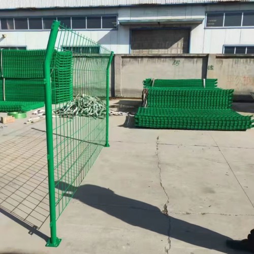 雙邊絲護(hù)欄